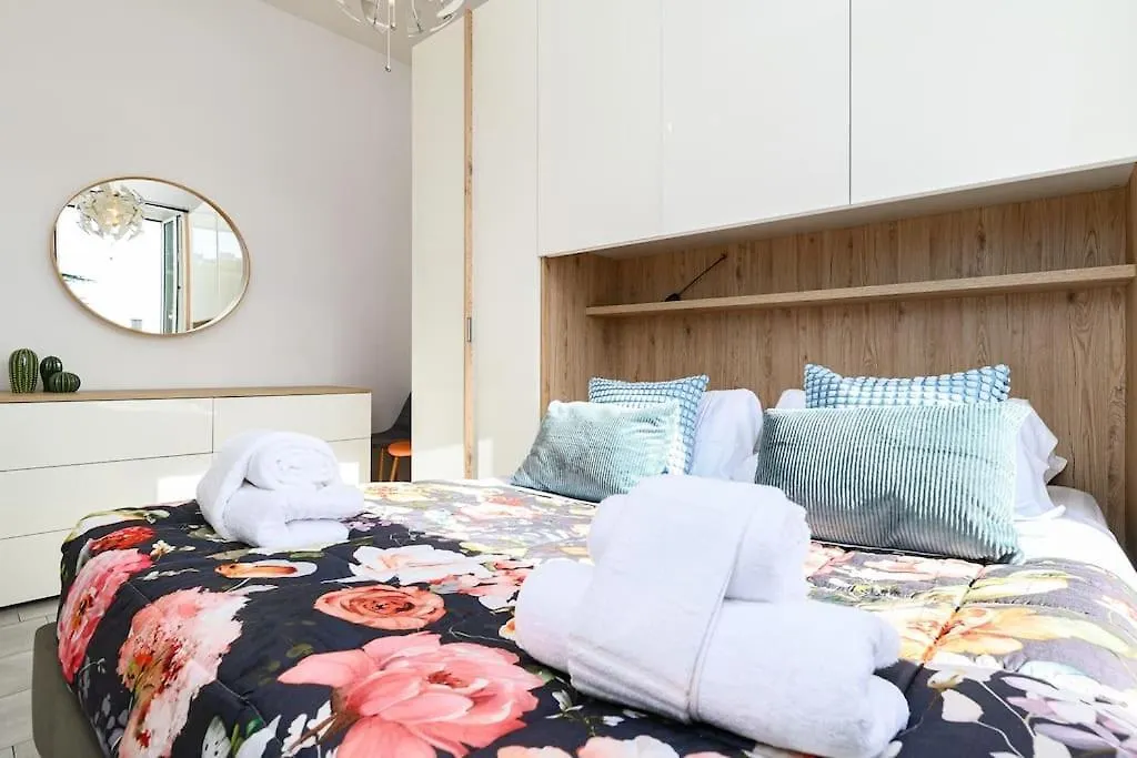 Apartment Casa Vacanze Marrucini Rom